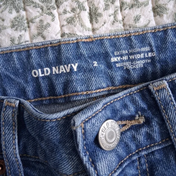 Old Navy Jeans With Braided Detail Cotton & Lyocell Mix - Picture 7 of 8